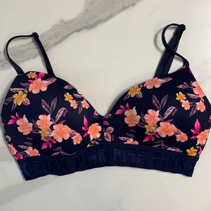 Wear Everywhere lightly lined bra